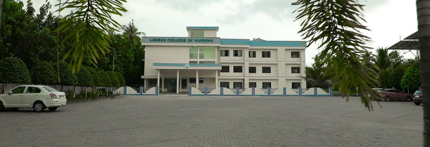 Lisieux College Of Nursing, Mookkannoor - Ernakulam