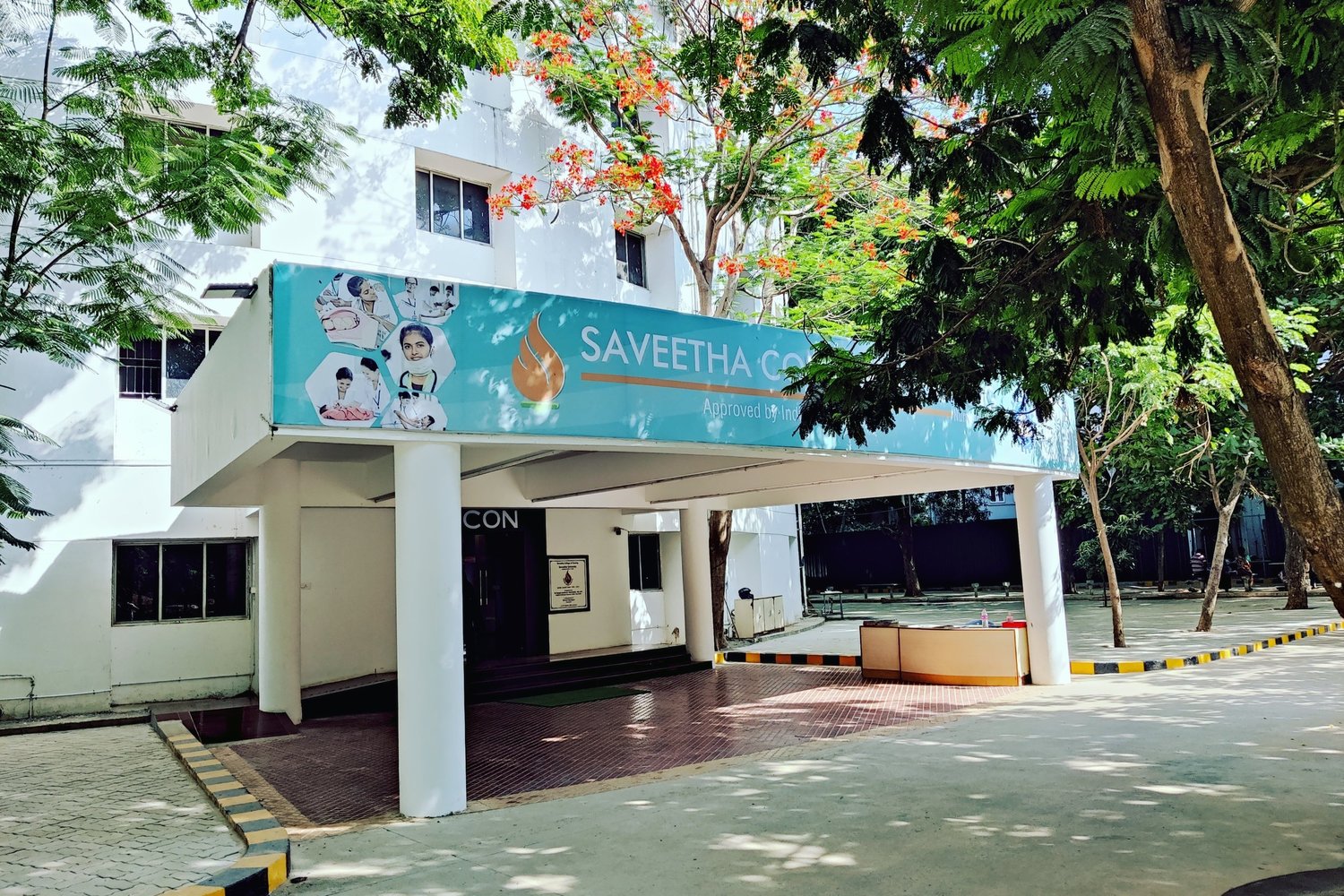 Saveetha College of Nursing - Kancheepuram
