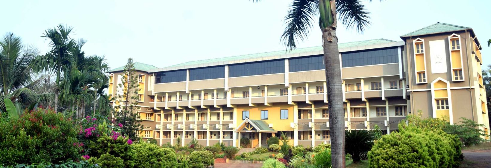 St Ignatius Institute of Health Sciences - Uttara Kannada