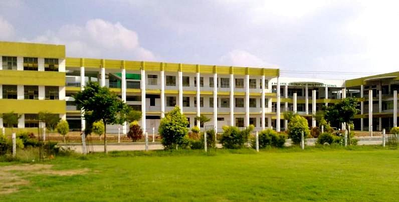 Grow More Institute Of Nursing - Sabarkantha